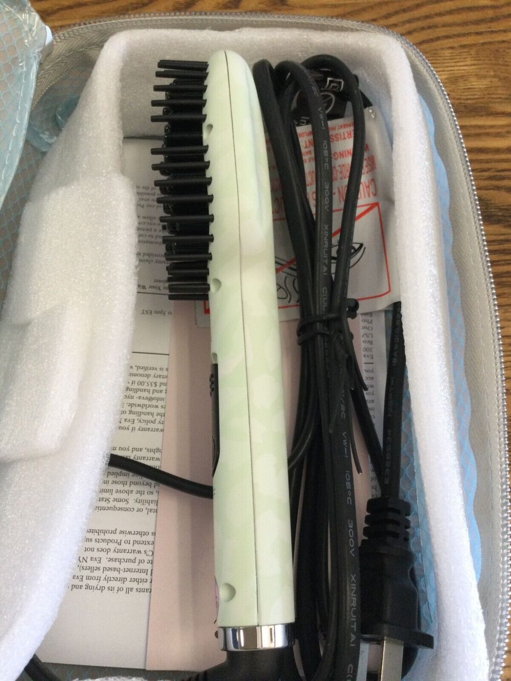 Eva NYC Mini Healthy Heat Thermal Straightening Brush w/ Blue Travel Case NEW